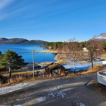 Ulvsvag Gjestgiveri Og Fjordcamping As Extérieur photo