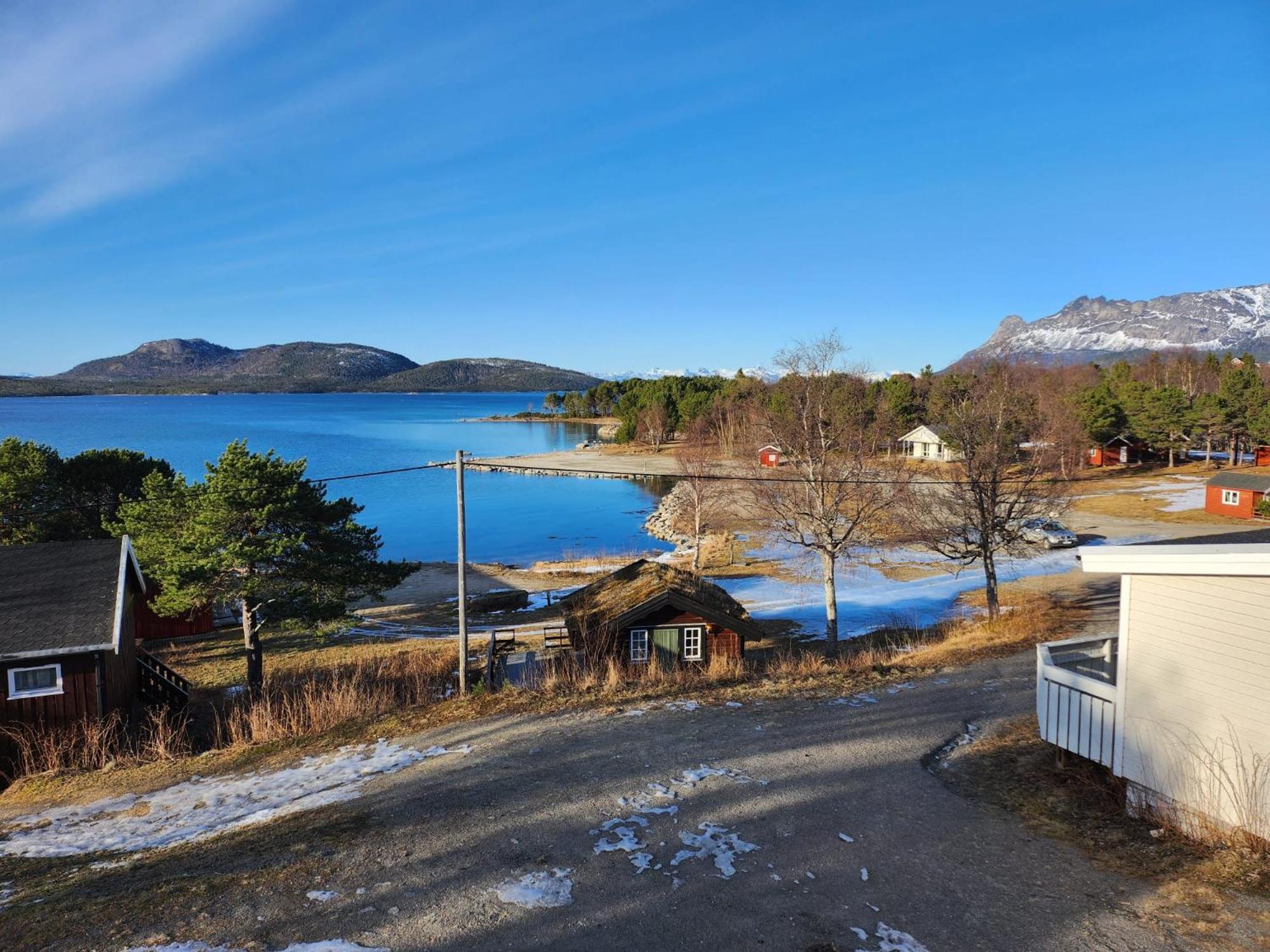 Ulvsvag Gjestgiveri Og Fjordcamping As Extérieur photo
