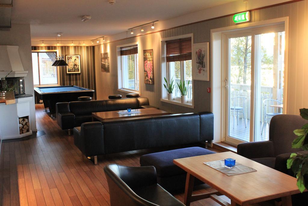 Ulvsvag Gjestgiveri Og Fjordcamping As Extérieur photo